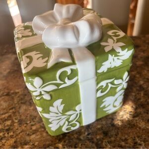 Green and White Ceramic Gift Box with Bow